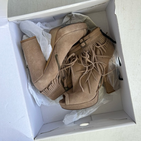 Nine West 2012 high heel booties - Picture 8 of 10